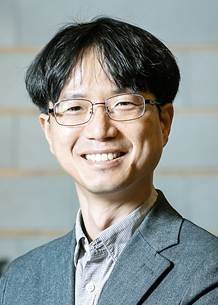 Prof. Sang-Hyoun KIM